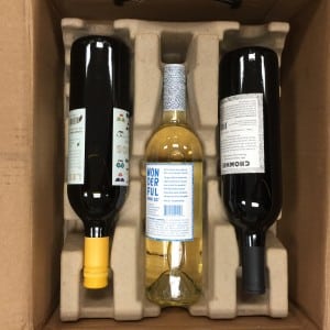 Unboxing Club W Wines in Box